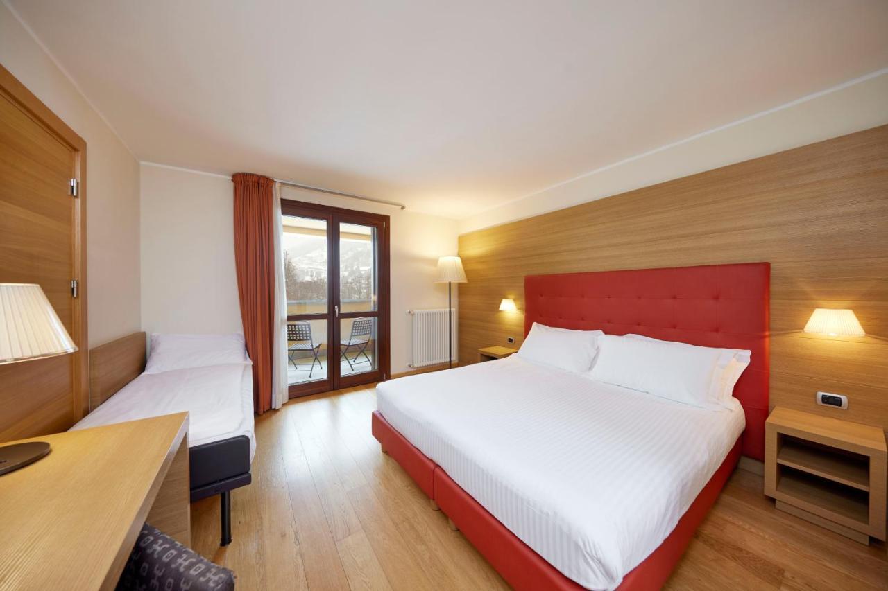 Standard Triple Room Balcony,1588433564:JPEG