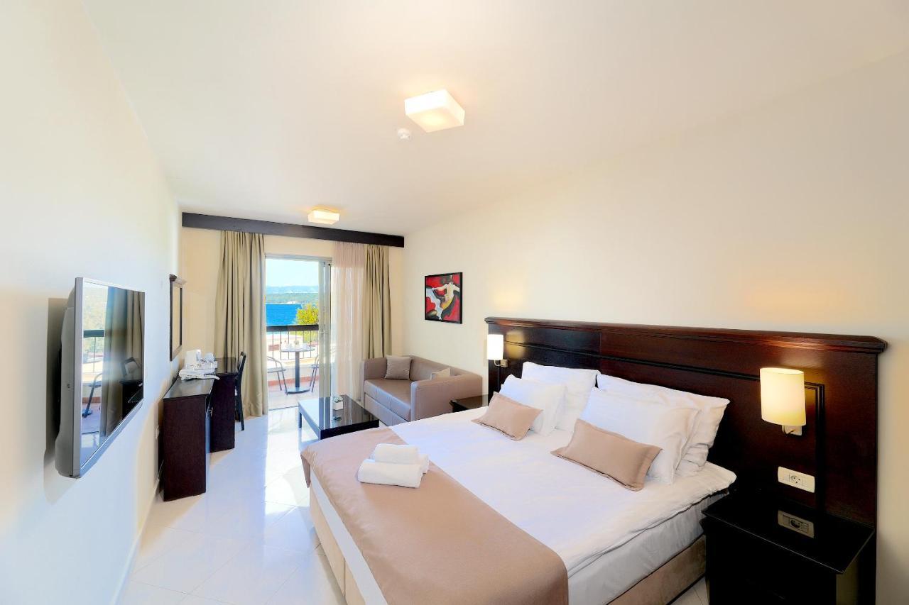 Superior Double Room Balcony Sea View