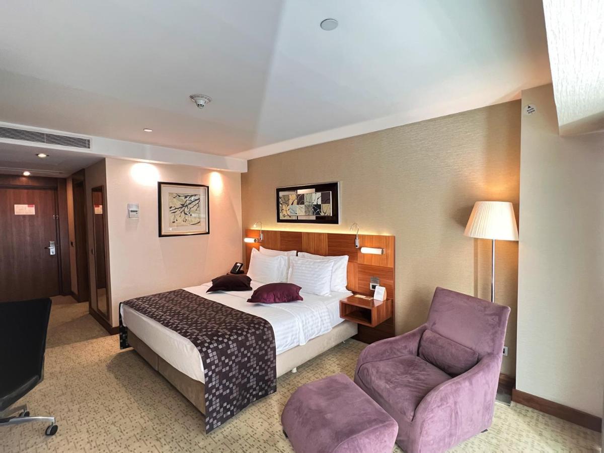 Standard King Room,1379487794:JPEG