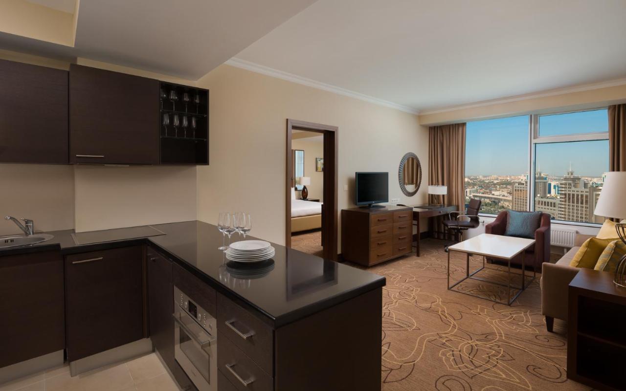 Extended Suite,832885178:JPEG