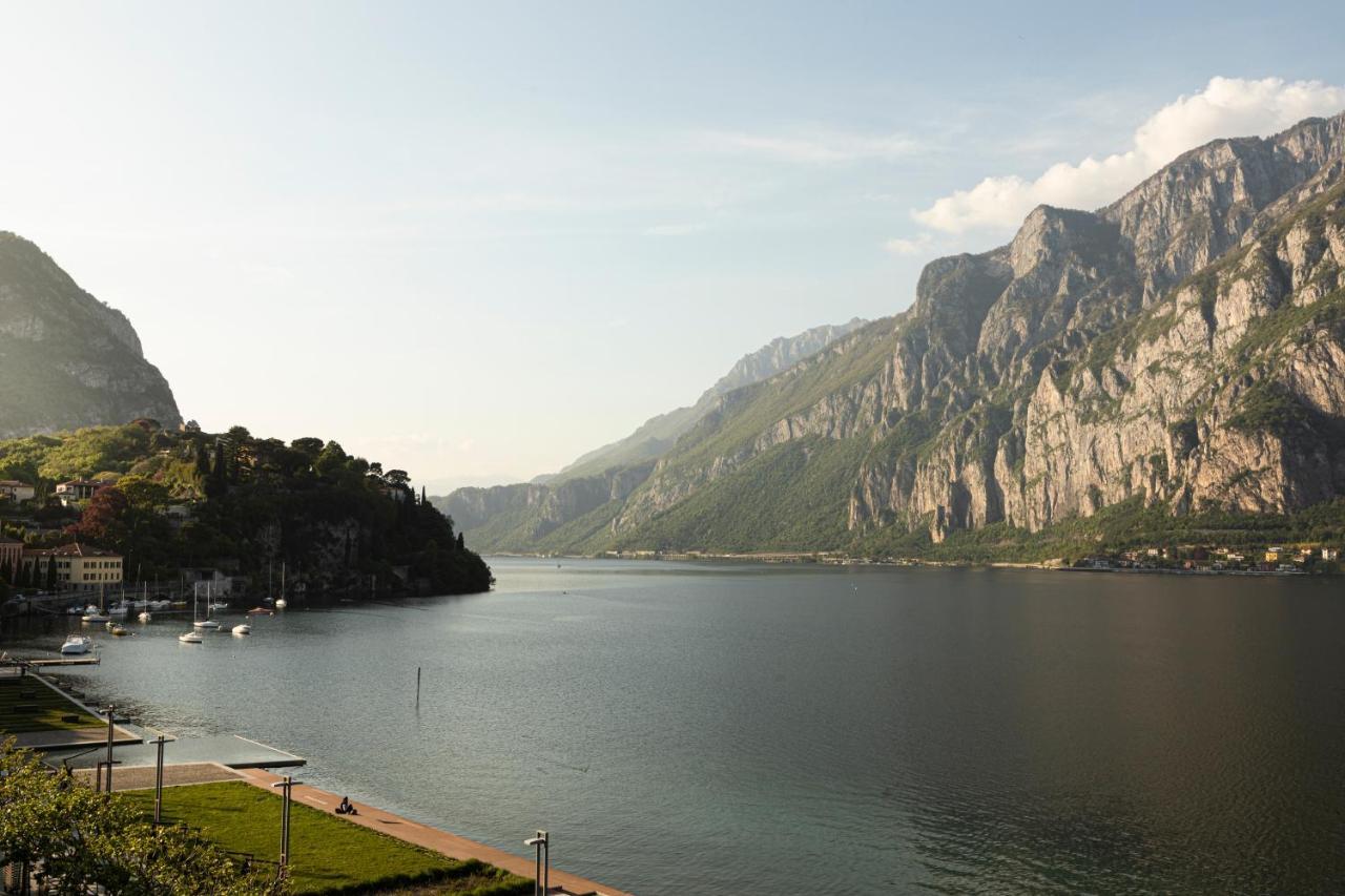 Double or Twin Room Lake View