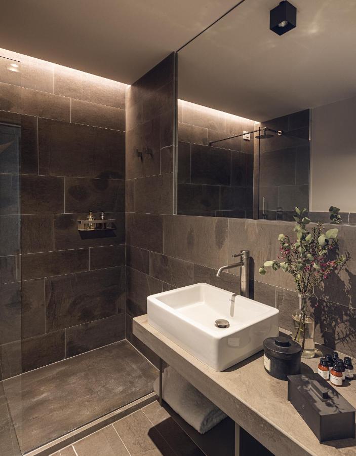 Superior Double or Twin Room Lake View Balcony
