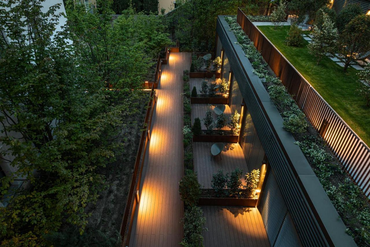 Deluxe Double or Twin Room Lake View Terrace