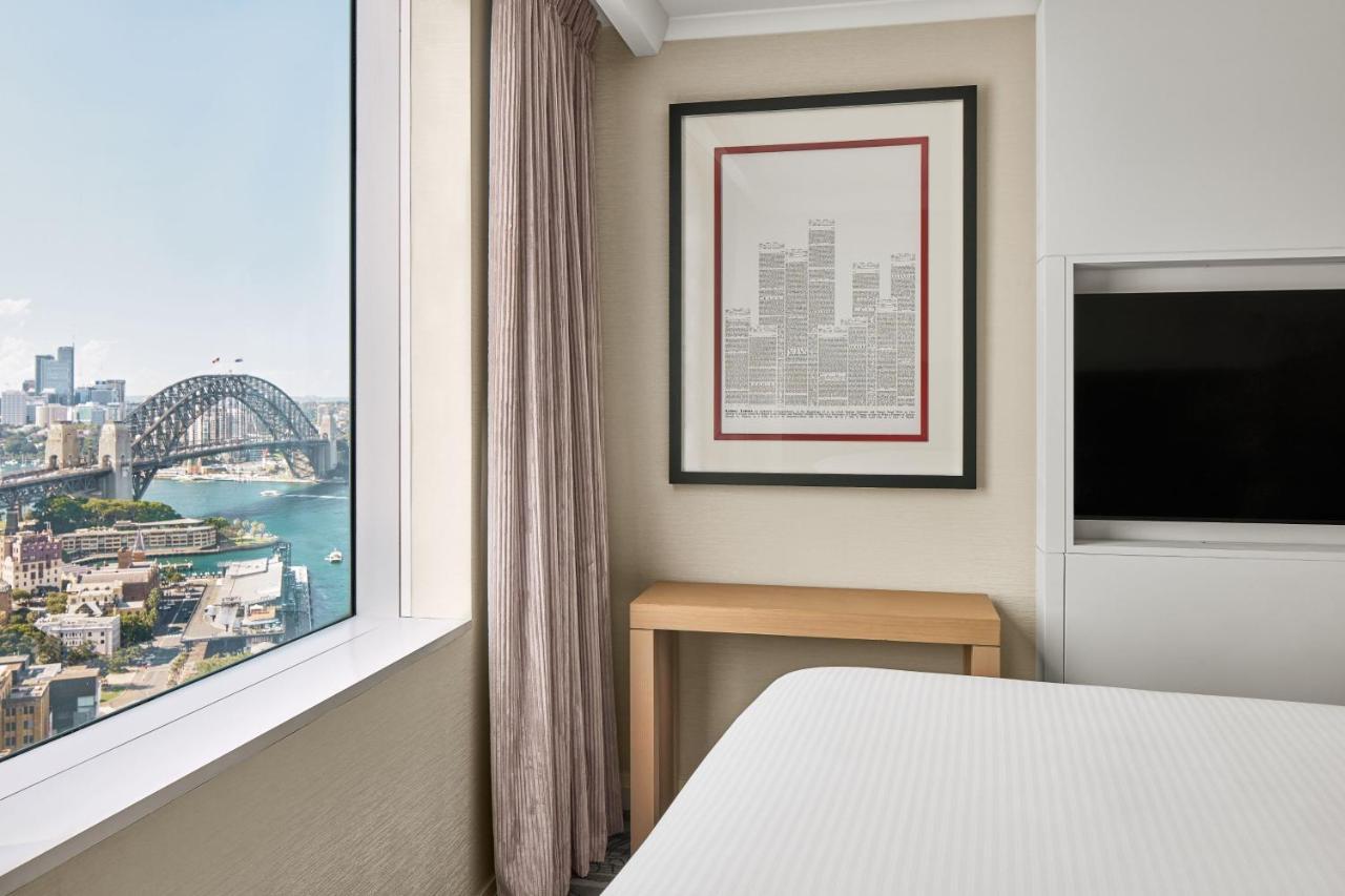 Spa Suite with Club lounge access, 1 Bedroom Suite, 1 King with Harbour Bridge View,1400130185:JPEG