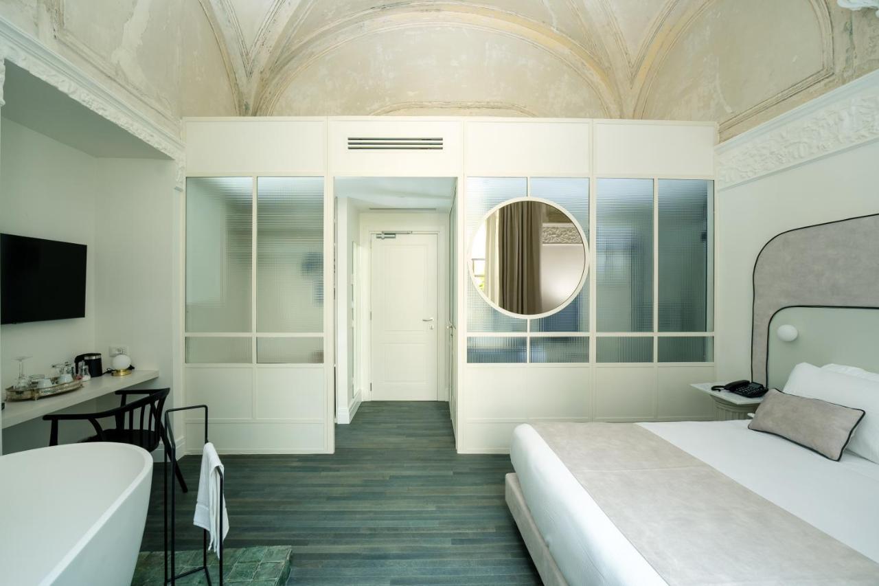 Queen Suite Spa Bath