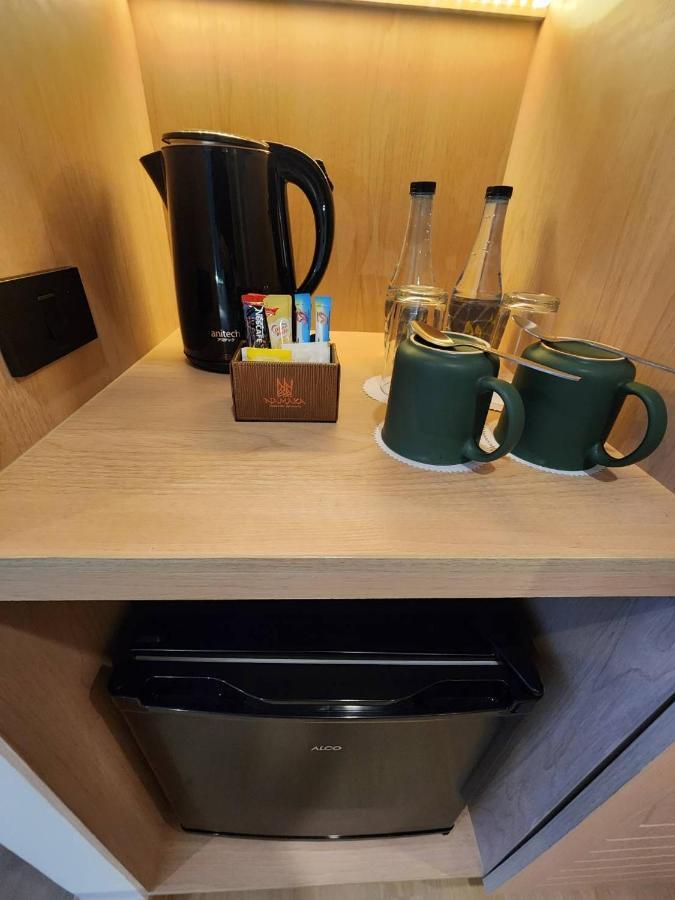 Deluxe Pool View,1406443430:JPEG