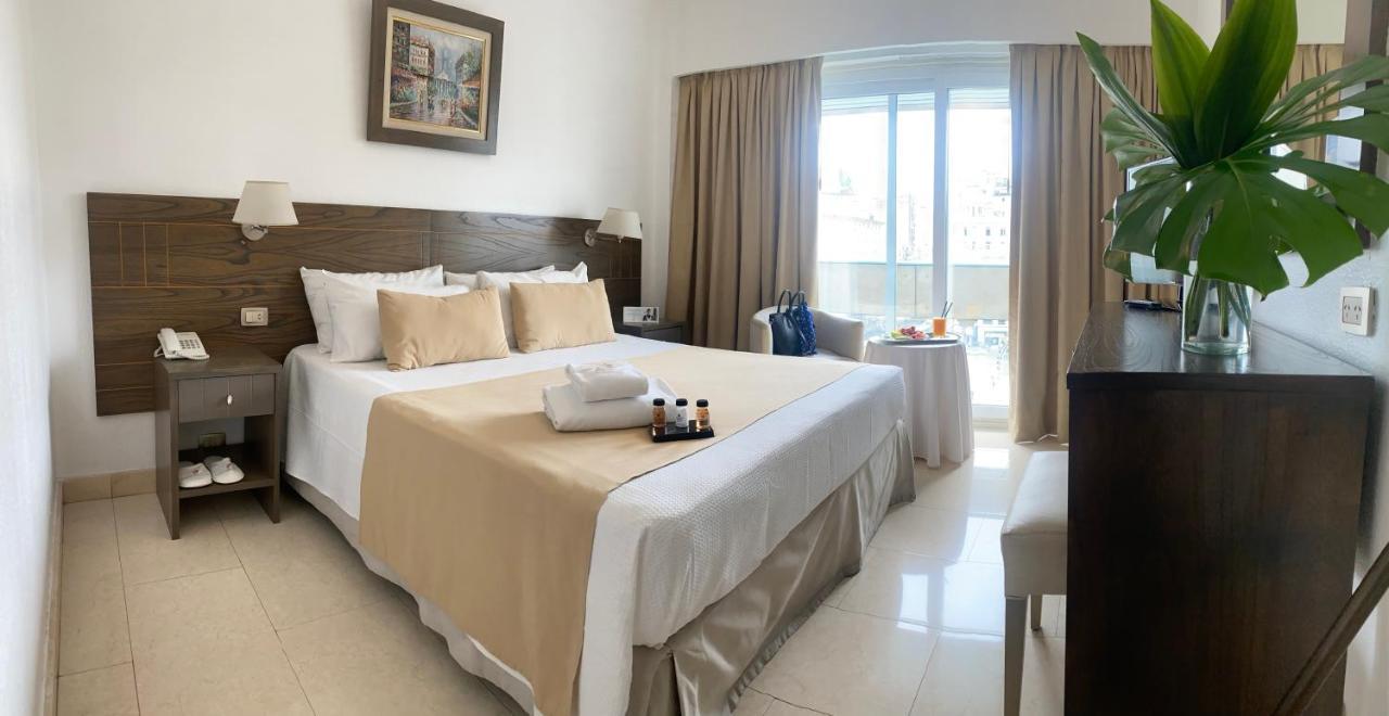 Deluxe Room,1417003566:JPEG