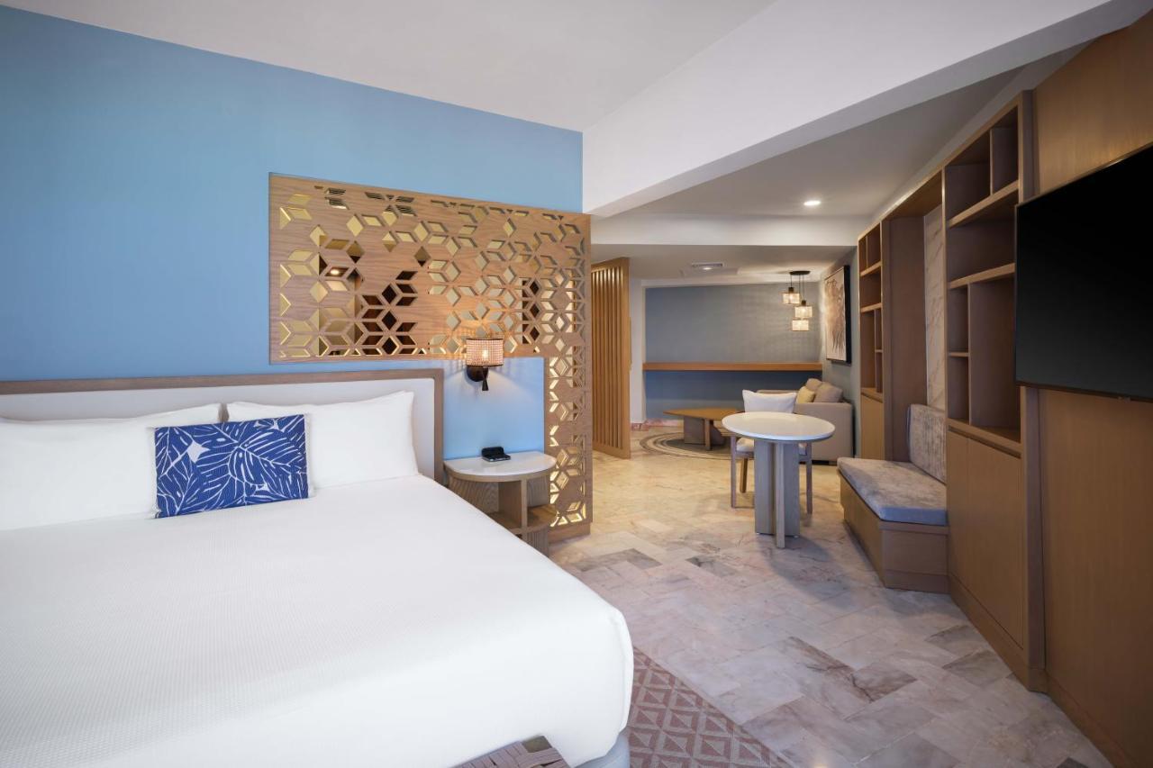 Executive King Suite Ocean View Non-Smoking