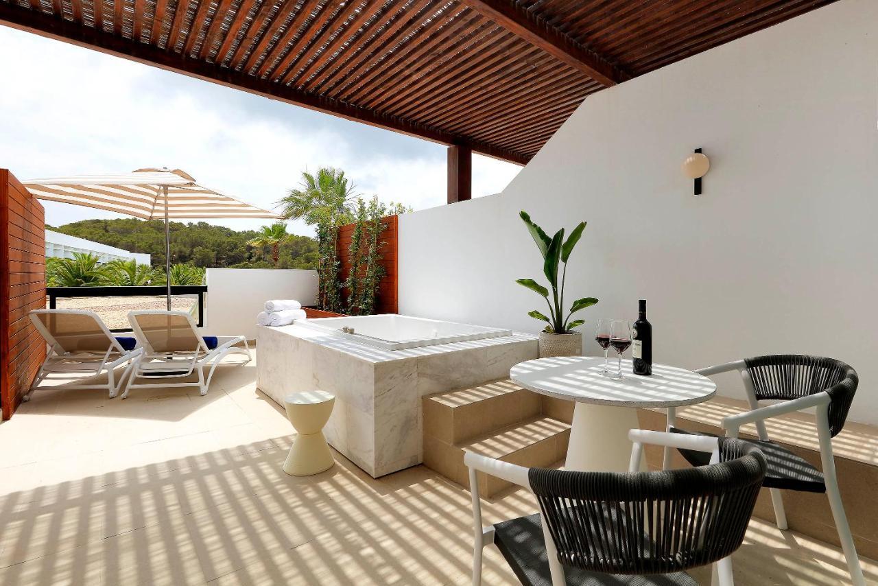 Junior Suite Jacuzzi Terrace,1588042715:JPEG