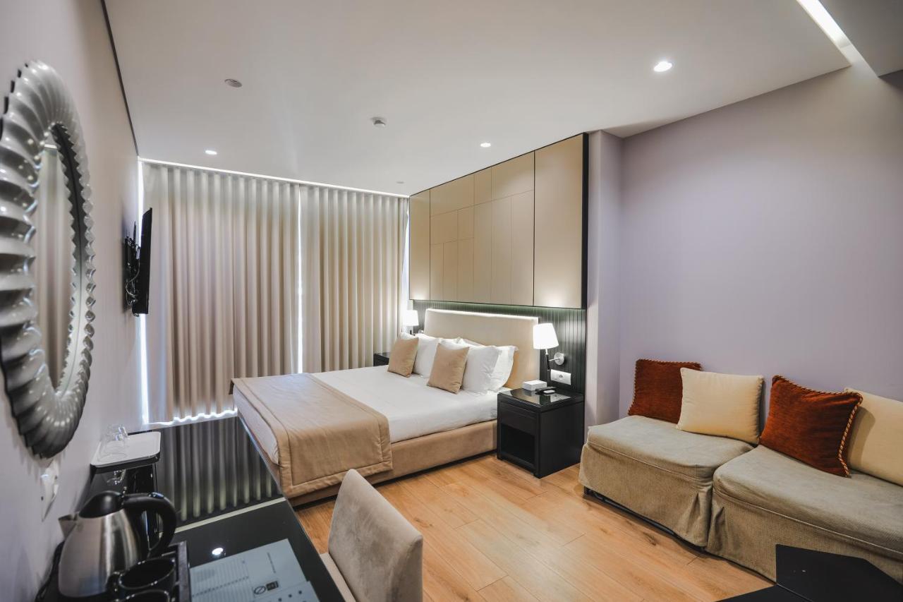 Suite mit Kingsize-Bett und Meerblick