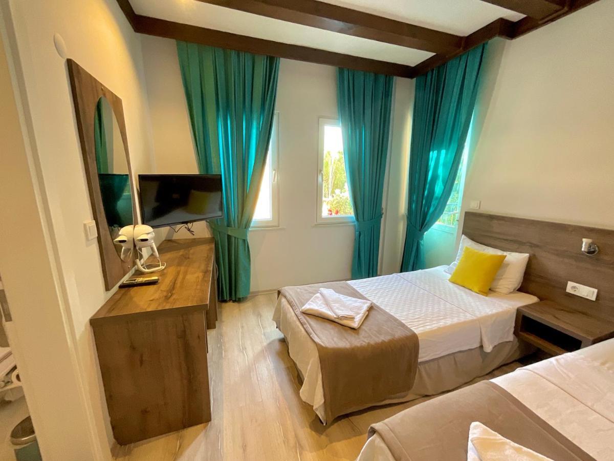 Triple Room with Balcony,1426470009:JPEG