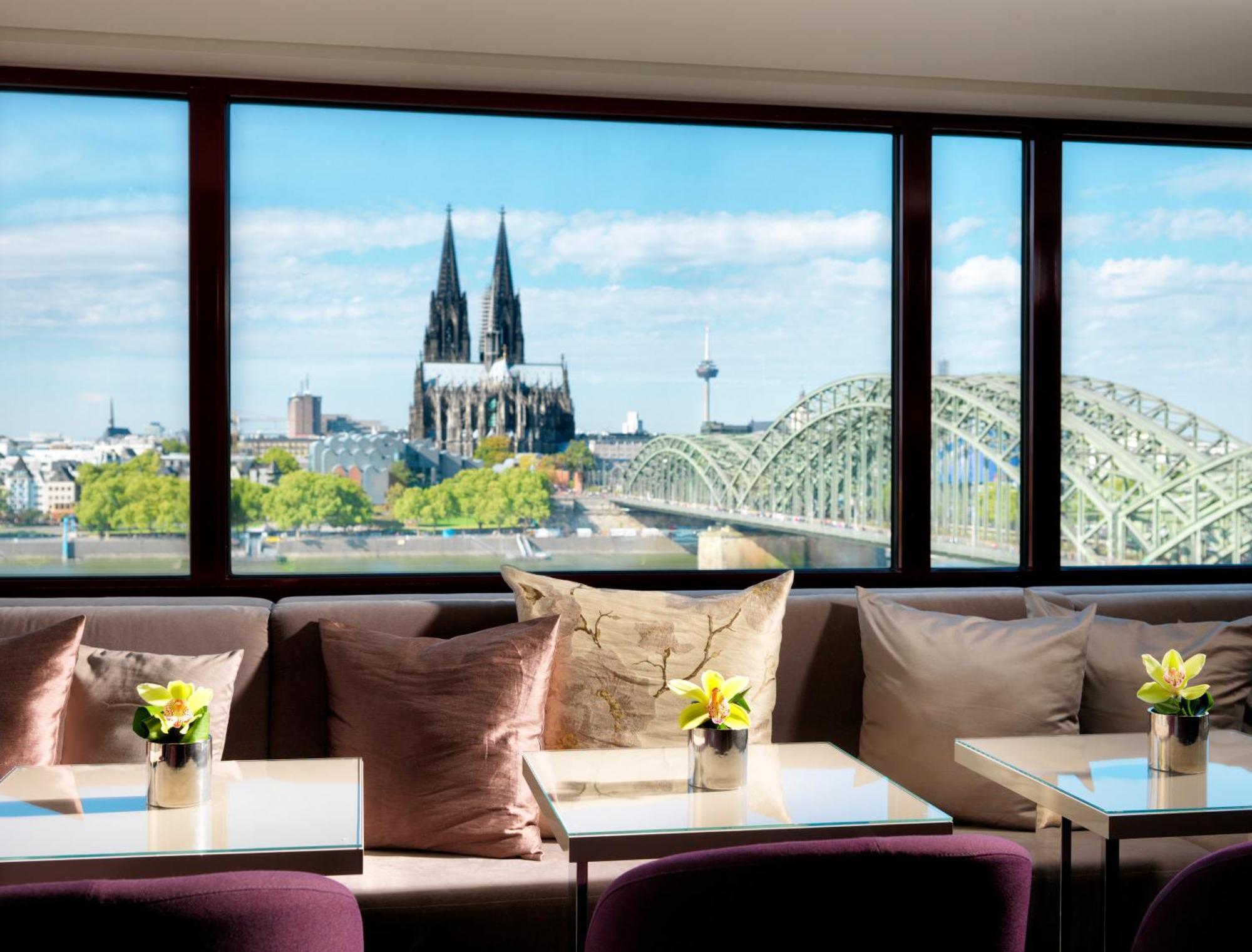 Twin Room - Club Access,943146022:JPEG