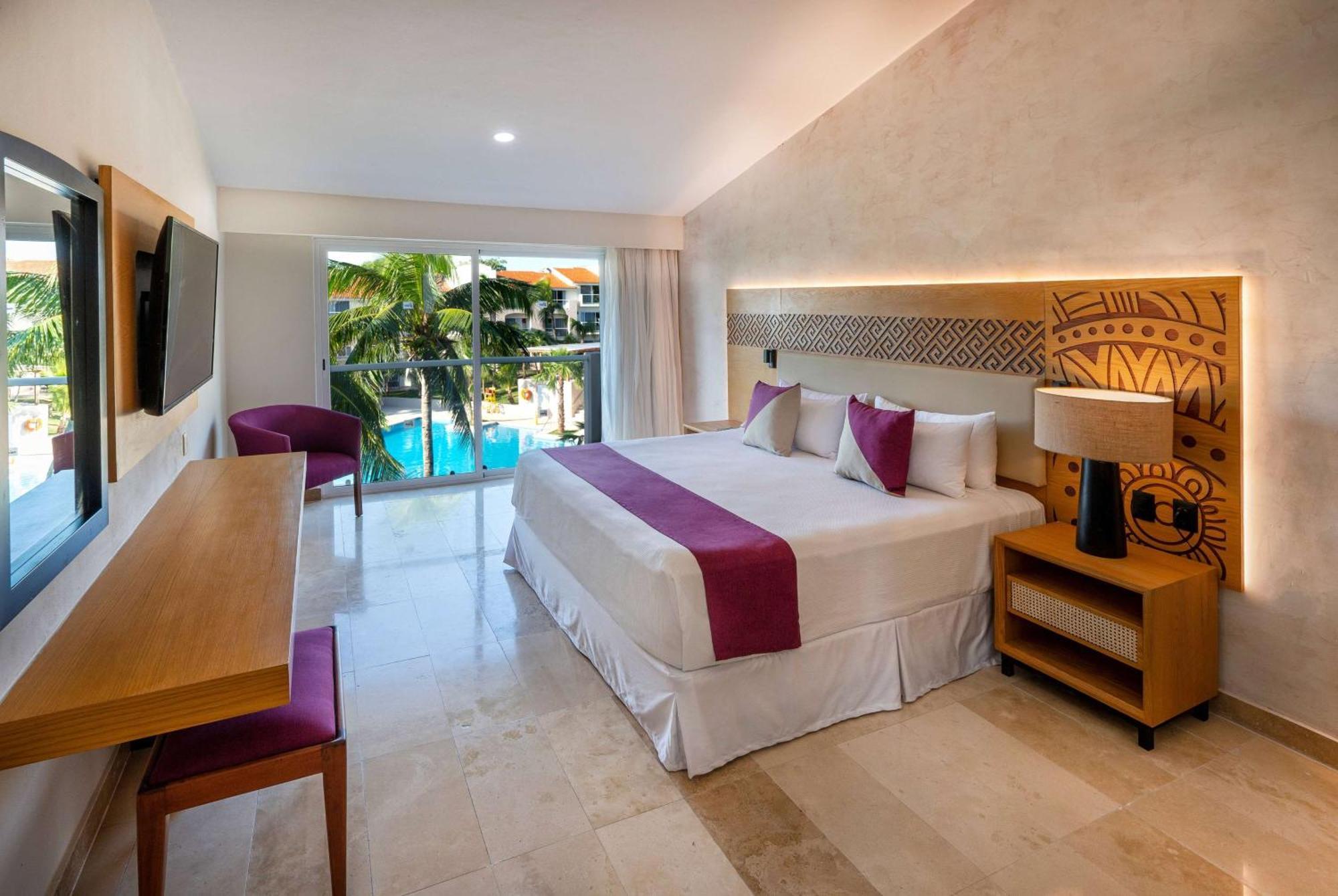Superior Zimmer mit 1 Kingsize-Bett und Pool, Nichtraucher