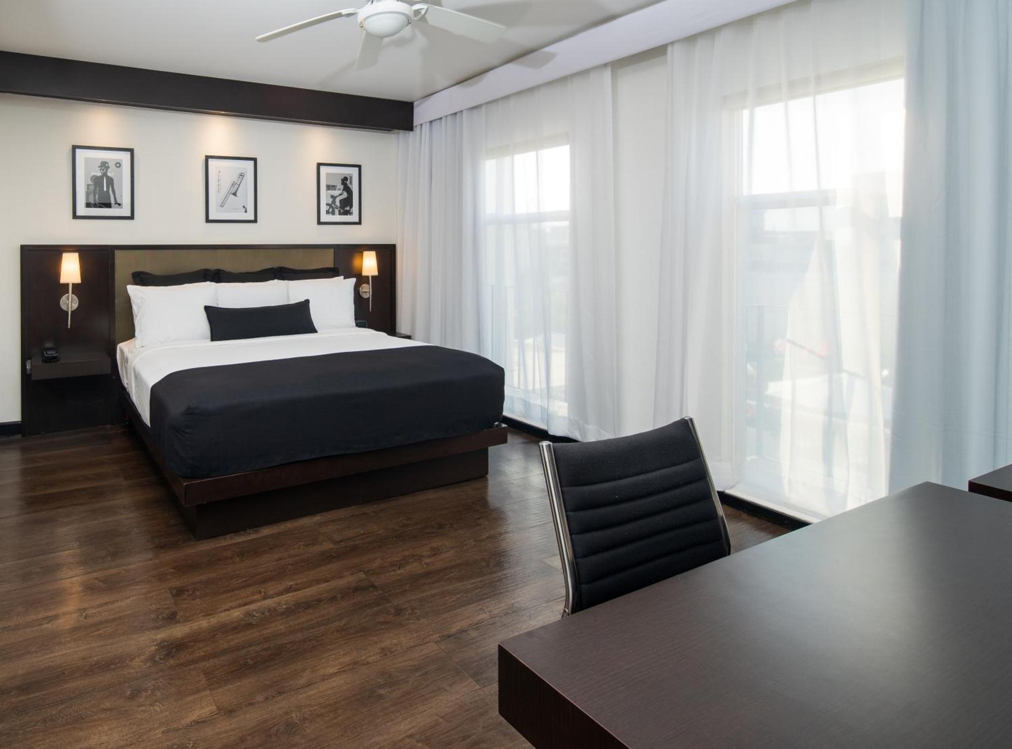One-Bedroom Suite City View,1277985367:JPEG