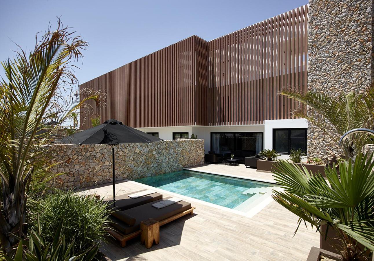 Superior Suite with Private Pool,1280951797:JPEG