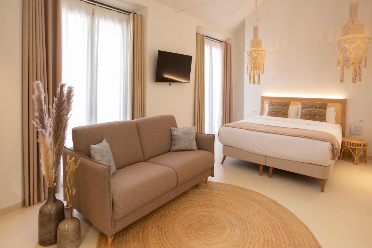 Junior Suite with Balcony,1466430332:JPEG
