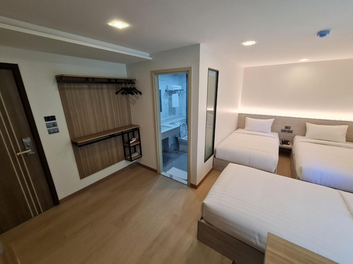 Triple Room with Bathroom,1480202345:JPEG