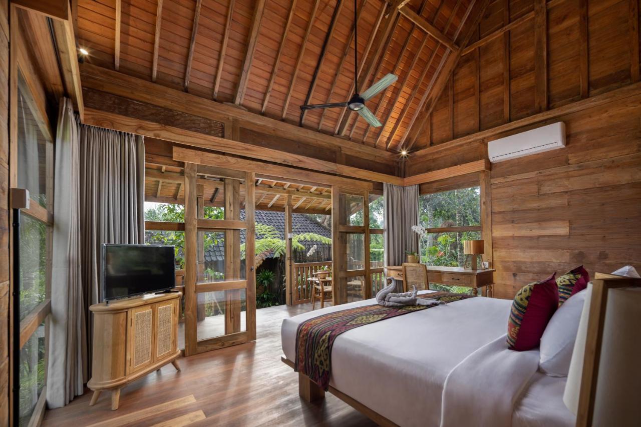 Three-Bedroom Bungalow,1487913835:JPEG
