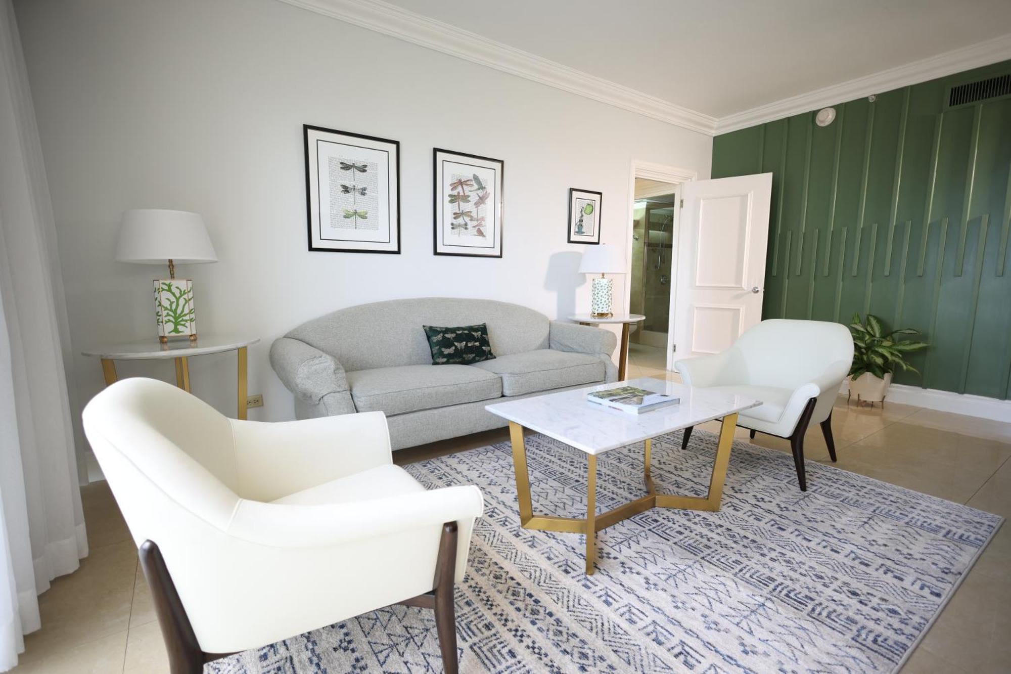One-Bedroom King Suite Sofa Bed
