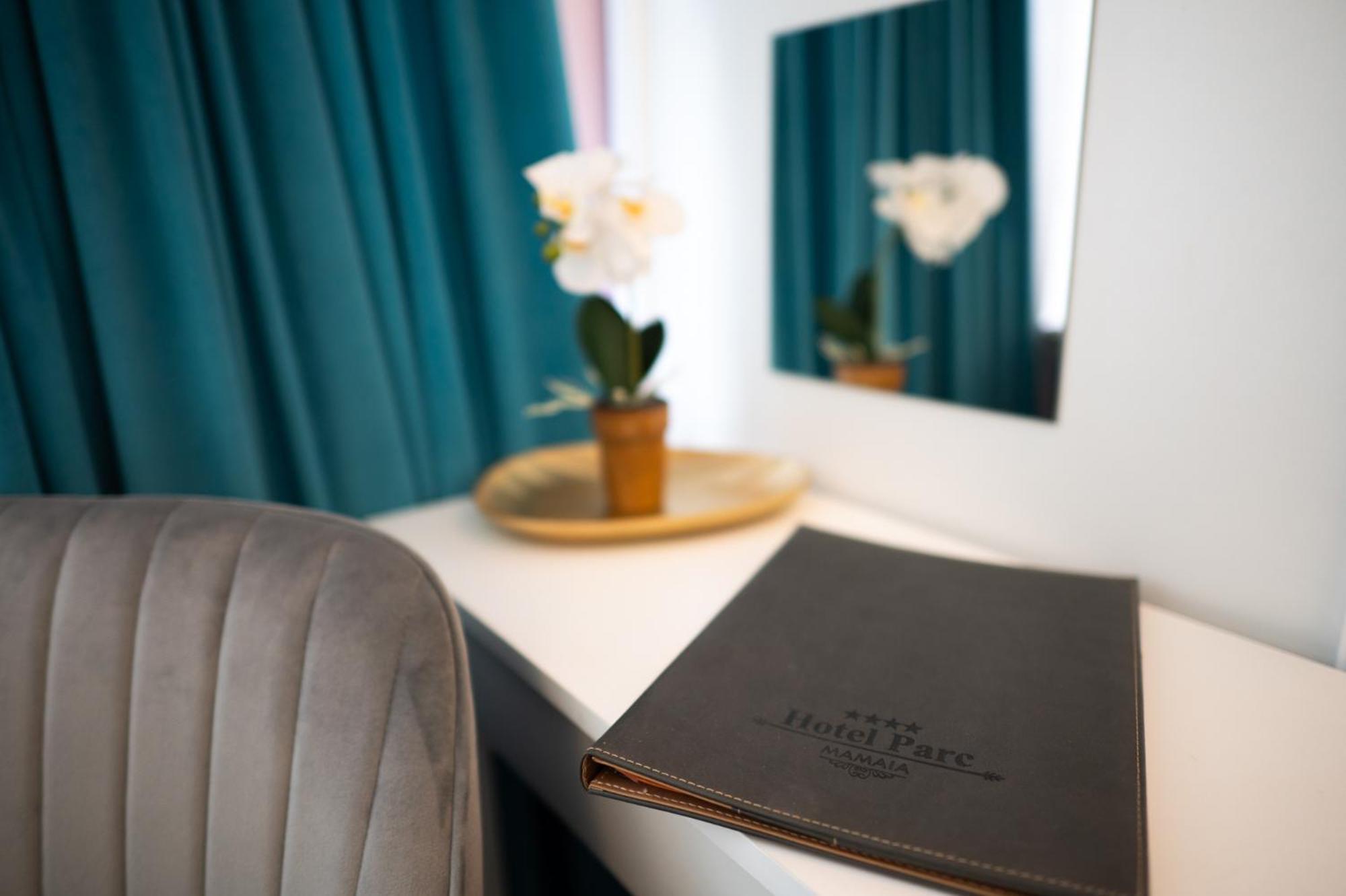 Superior Double Room Side Sea View