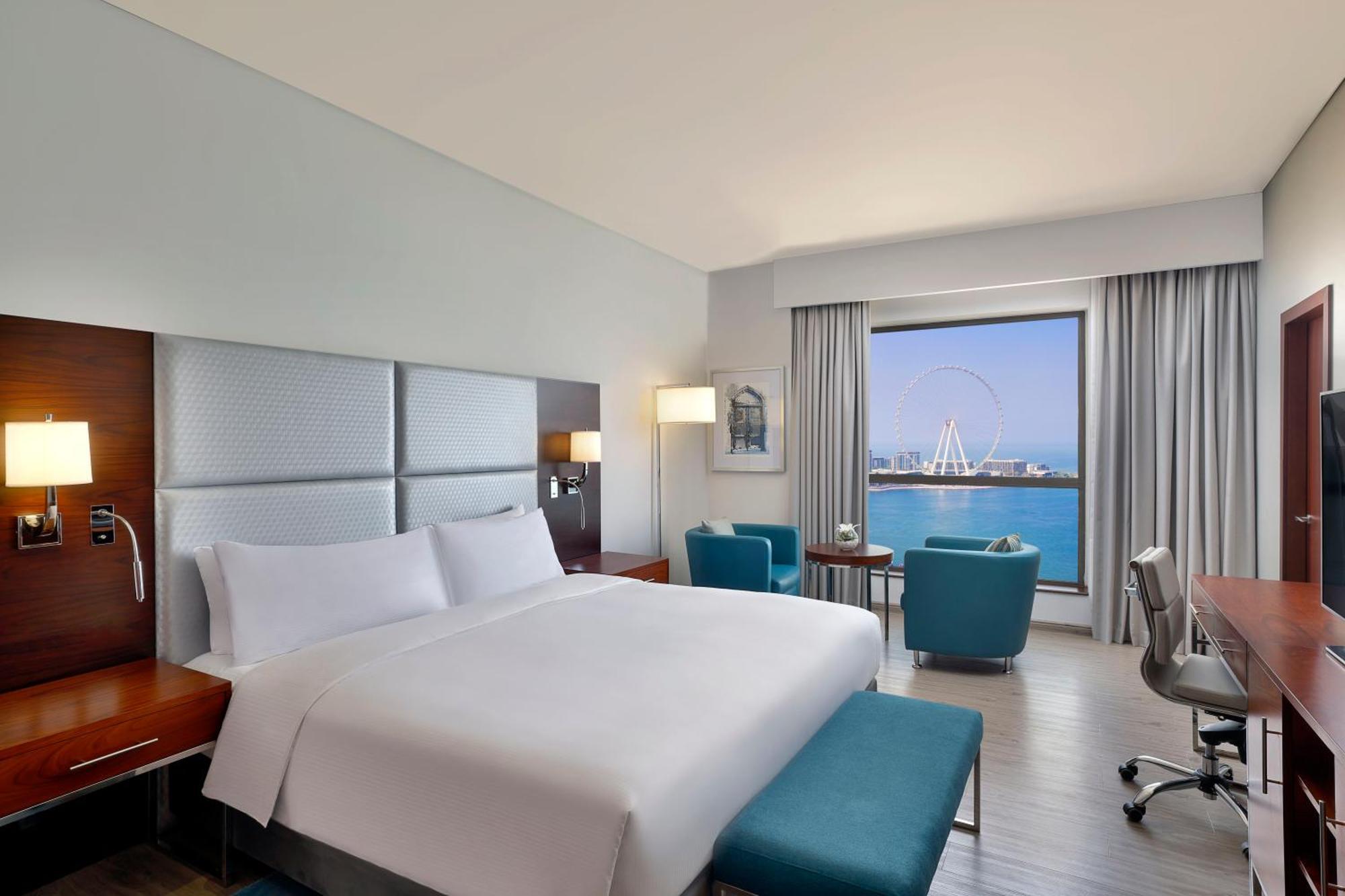 Familiensuite mit 3 Schlafzimmern, Balkon und Meerblick