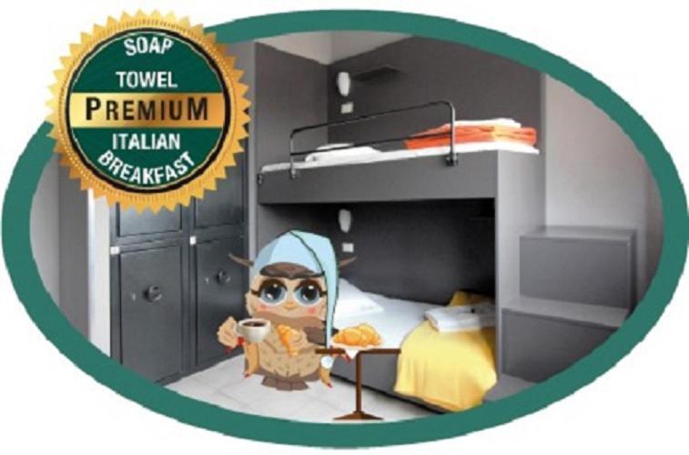 Bed 8-Bed Dormitory Room,1537069252:JPEG