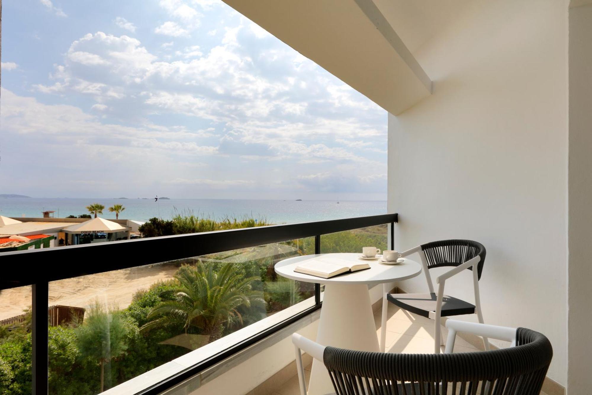 Deluxe Sea View,1534840363:JPEG