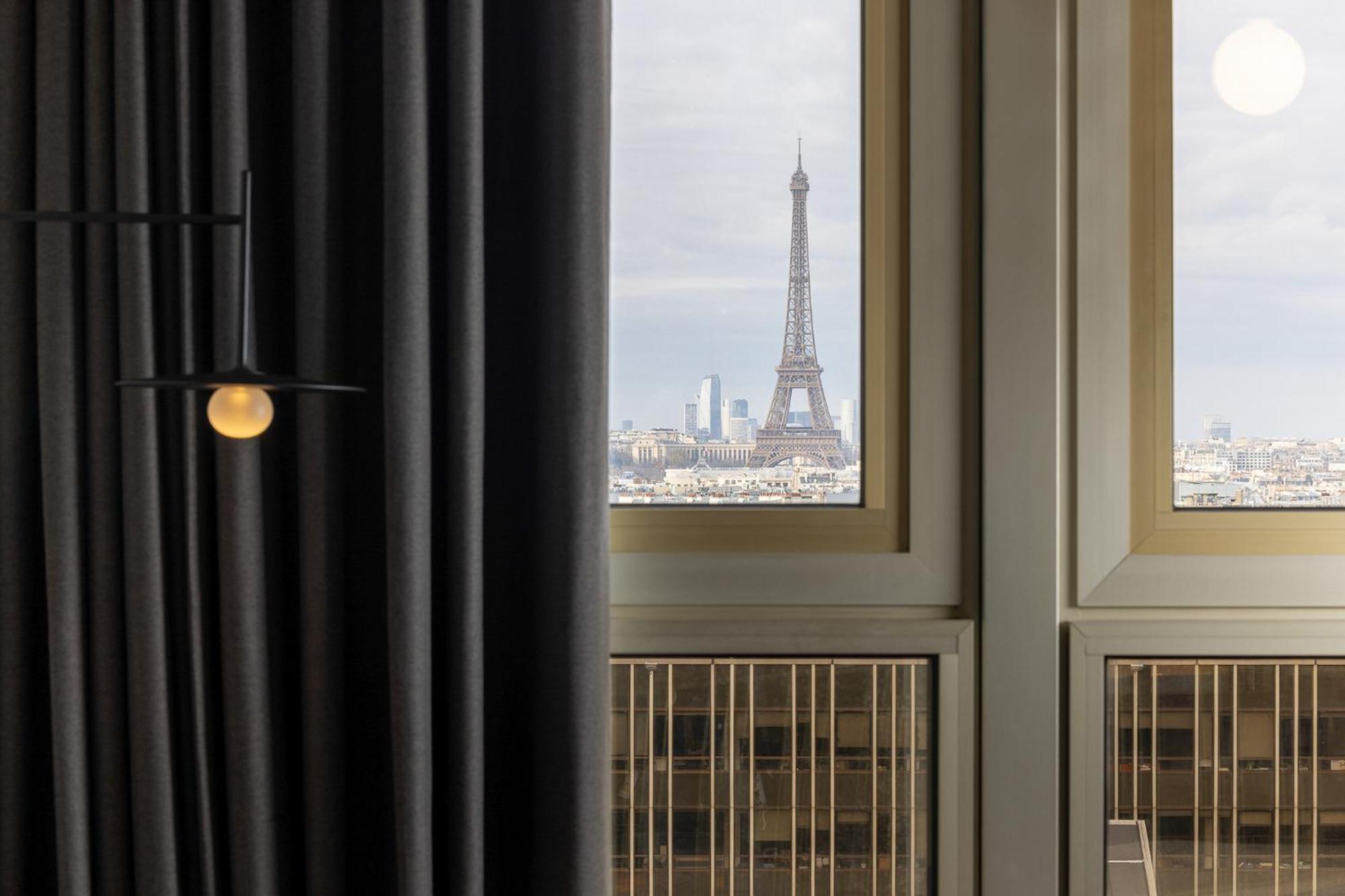 Quarto Simone Eiffel Prestige