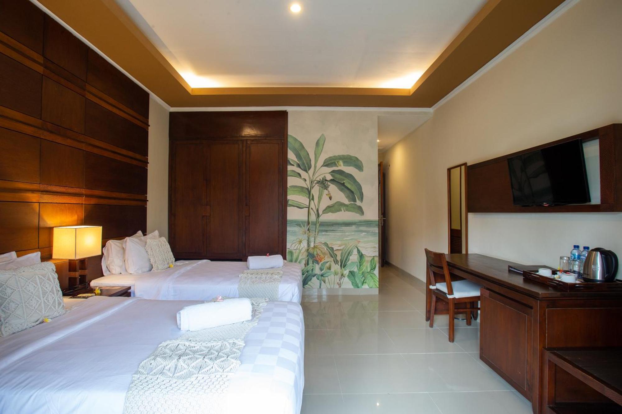 Deluxe Double or Twin Room Pool View