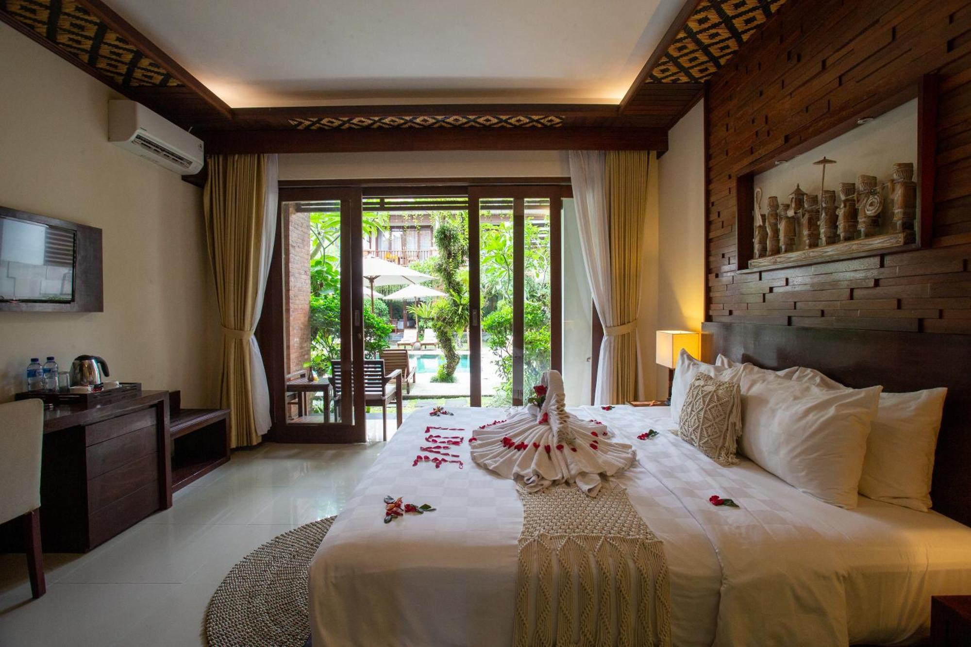 Super Deluxe Double Room Pool View