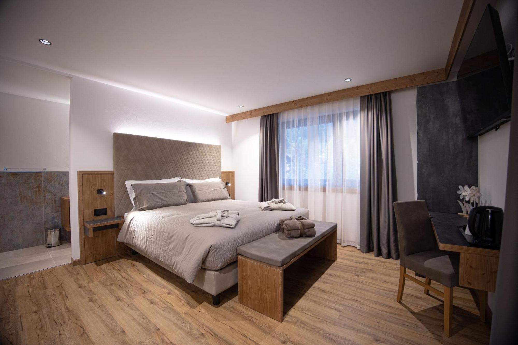 Junior Suite Balcony