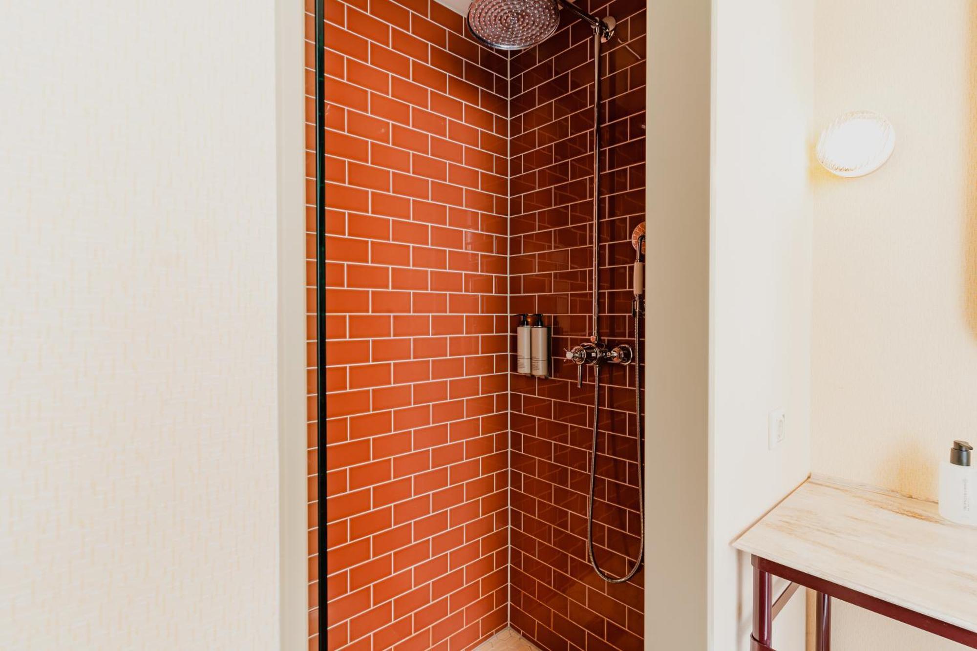 Quarto Comfort com Cama de Casal ou 2 de Solteiro