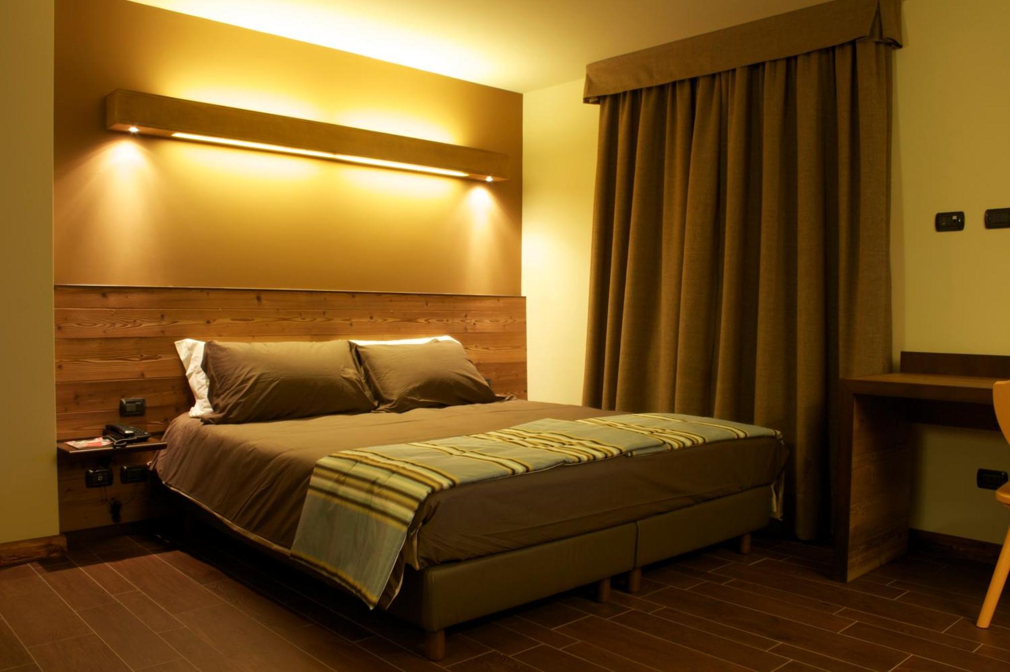 Double or Twin Room Mountain View,1542661015:JPEG