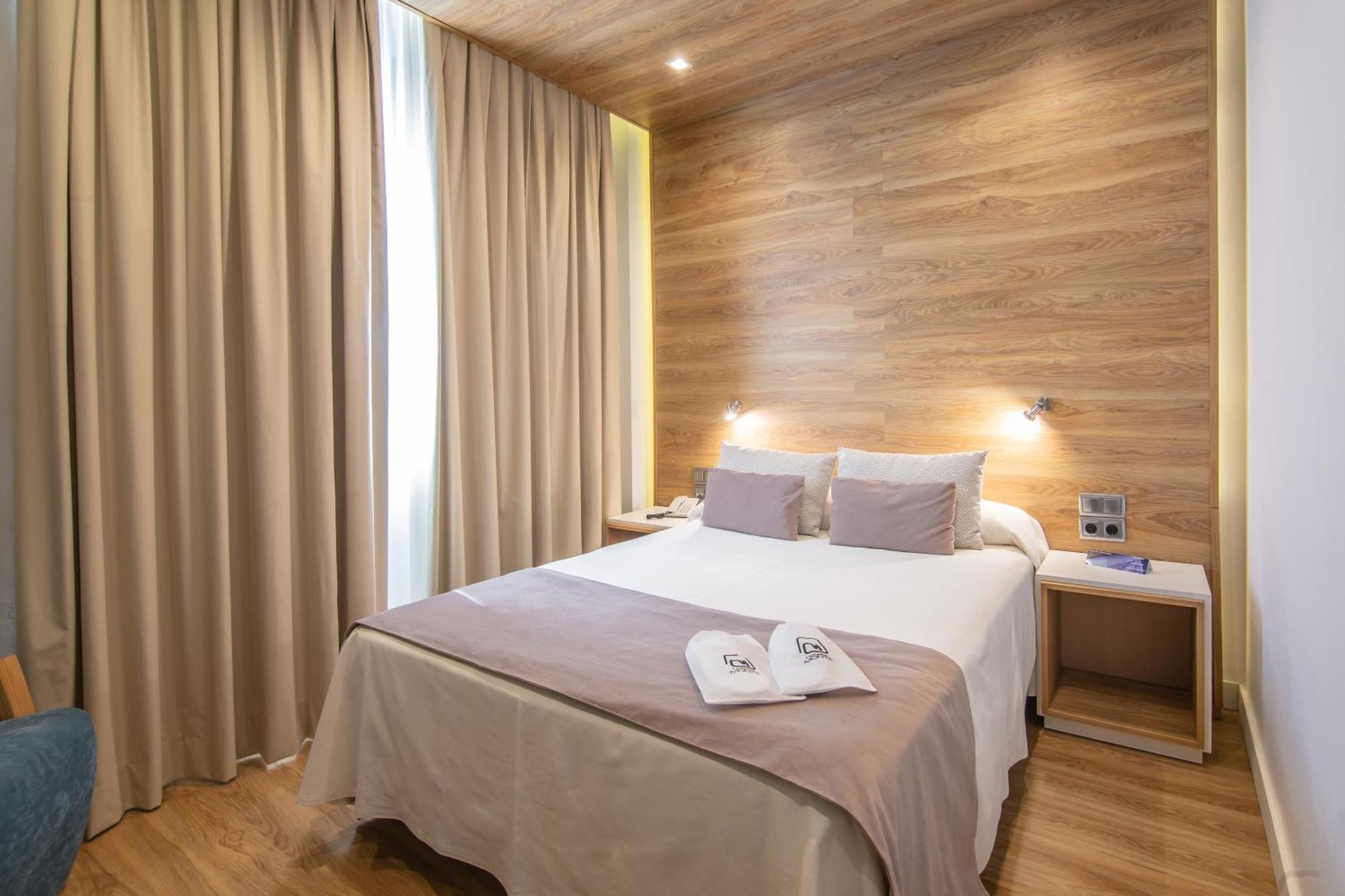 Budget Double Room,1544417377:JPEG