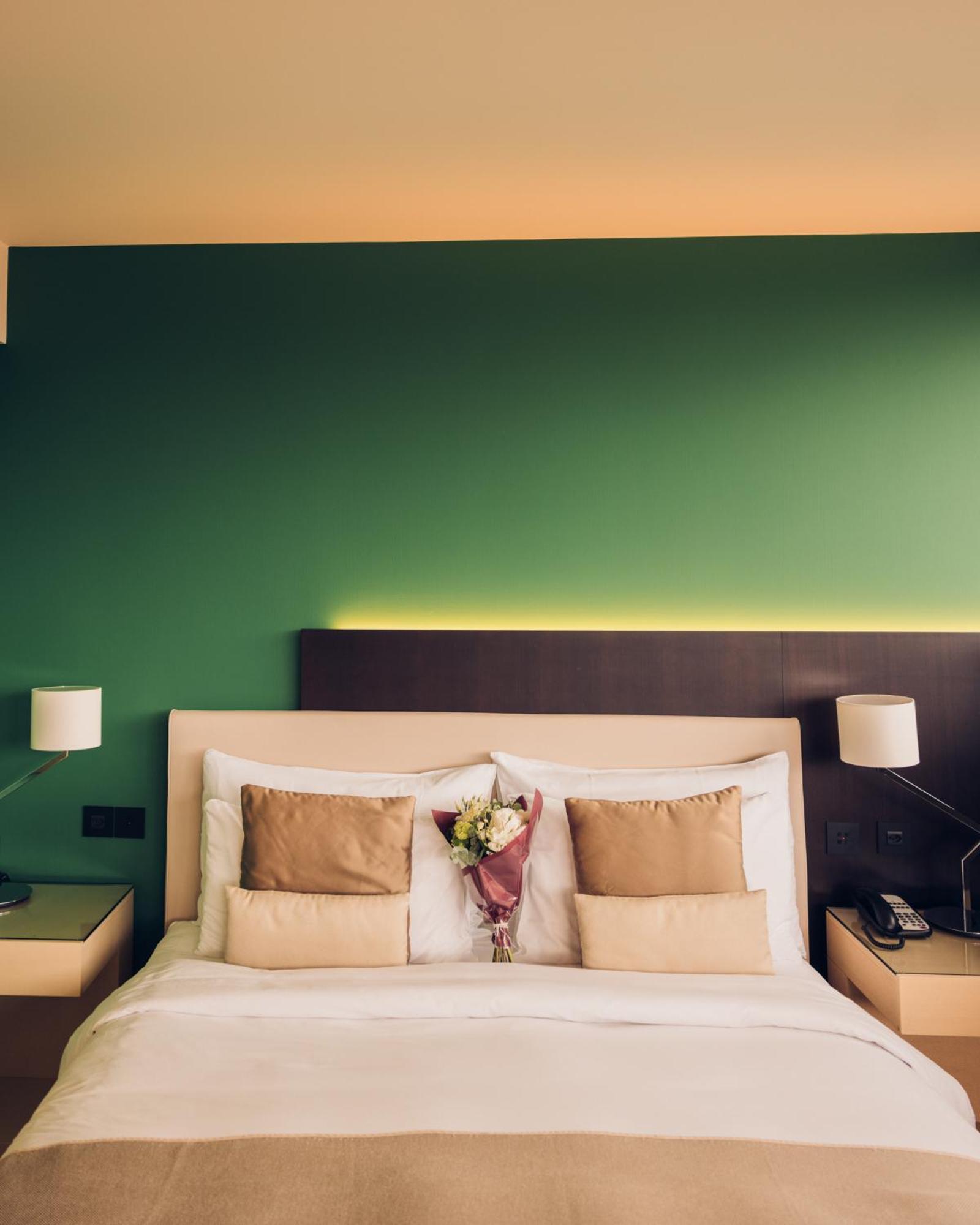 Premium King Room - Club Lounge Access,1544671603:JPEG