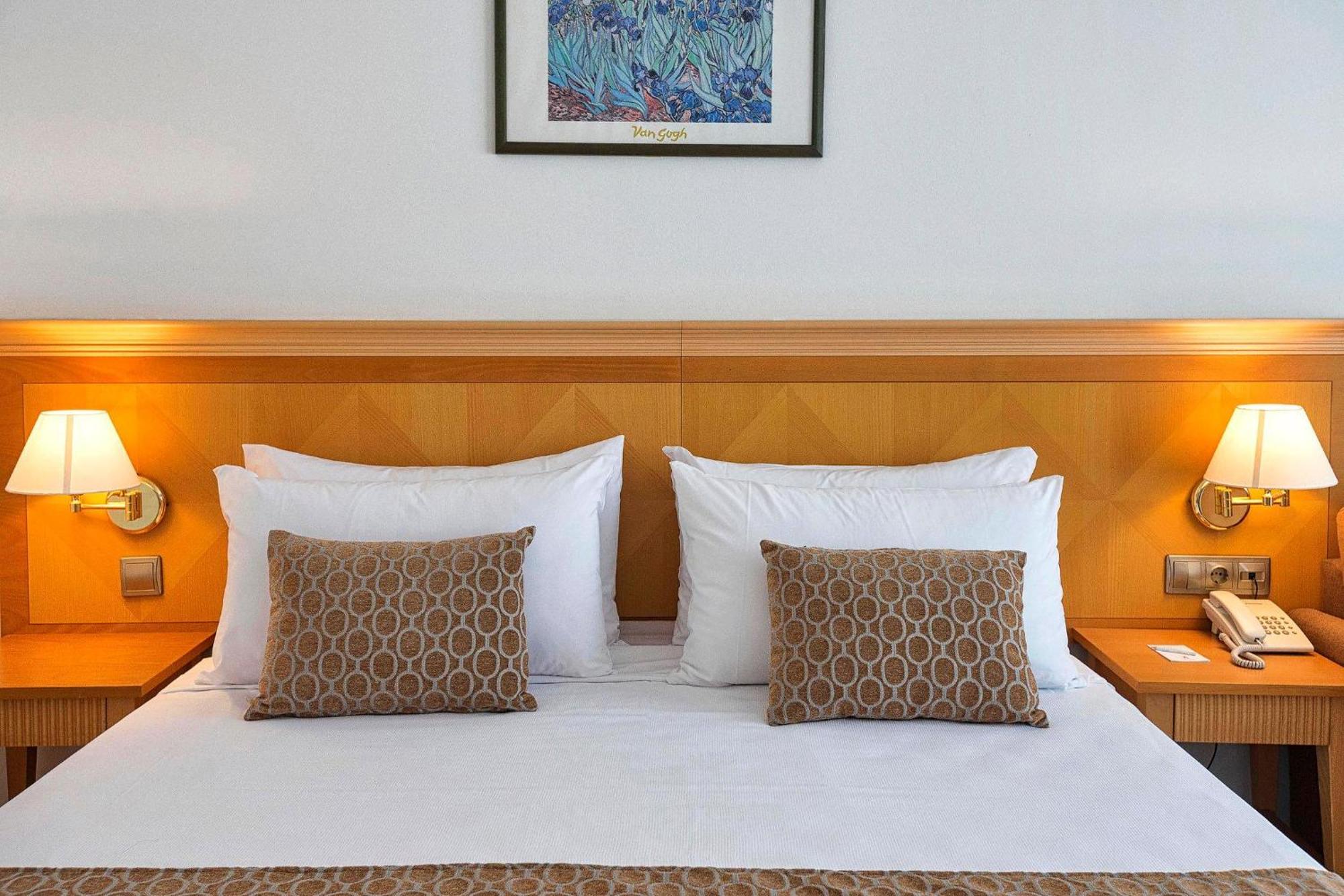 Doppelzimmer mit Poolblick