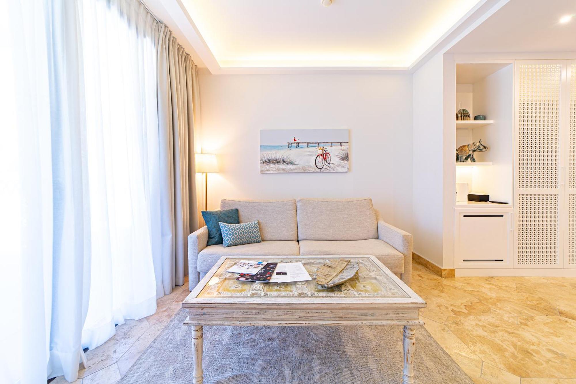 Junior Suite,1546823335:JPEG