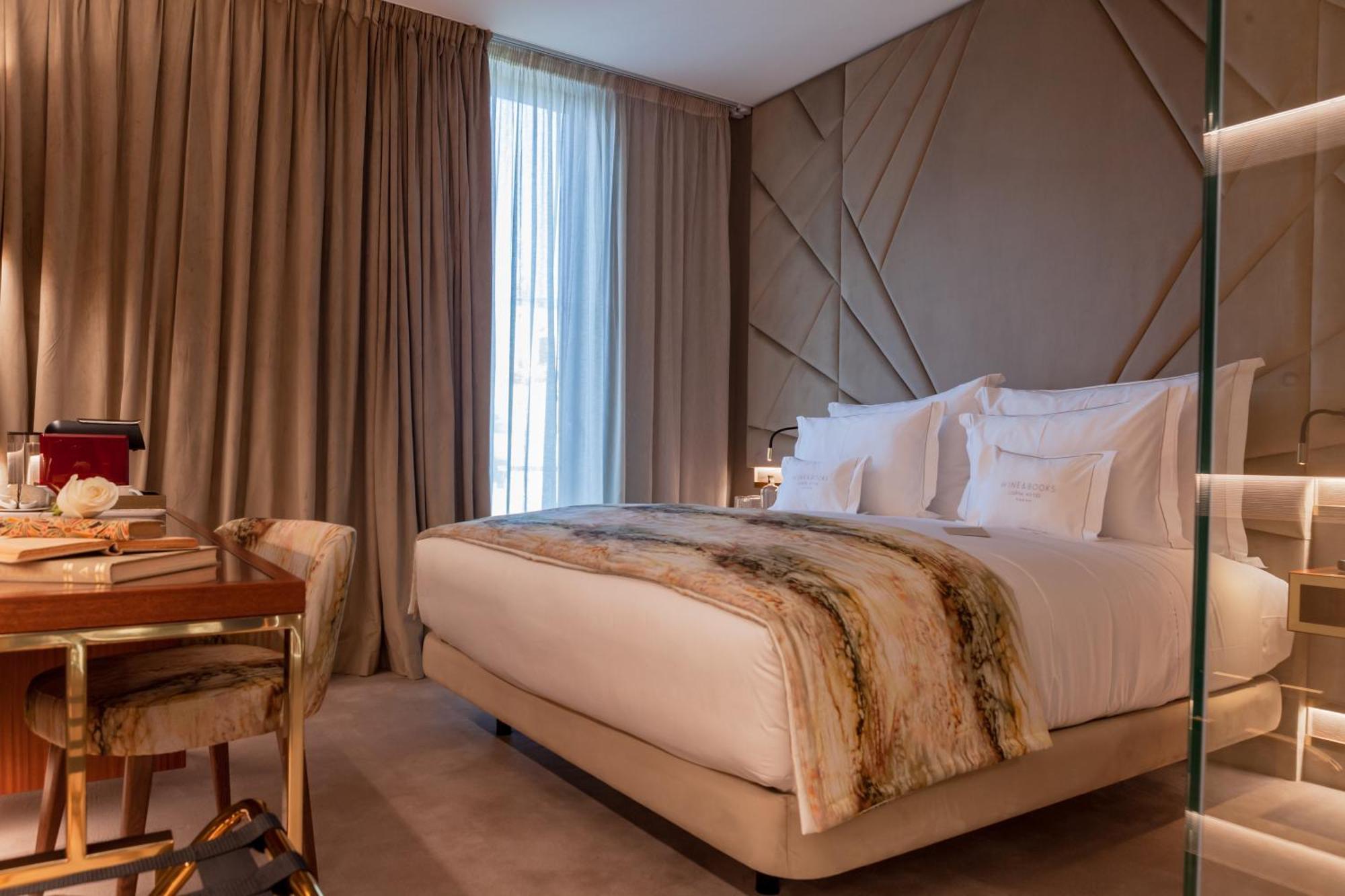 Quarto Queen com Acesso a Pessoas com Mobilidade Condicionada