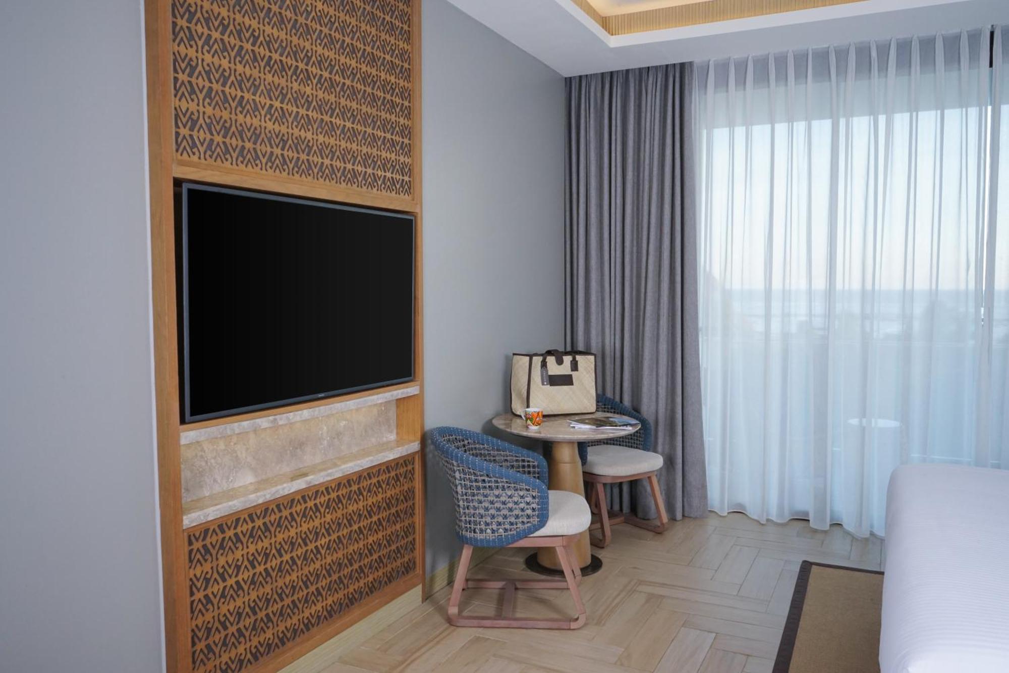 Camera Deluxe Doppia con Letti Singoli con Balcone e Vista Oceano