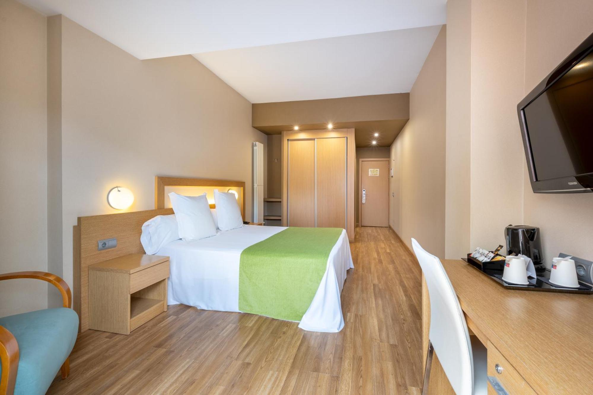 Premium Double or Twin Room - Disability Access,1553279230:JPEG