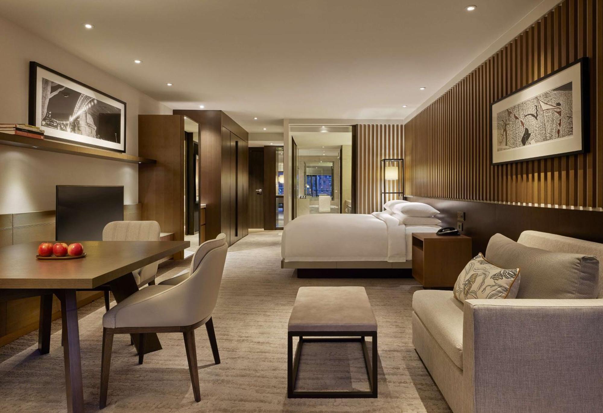 2 Twin Beds City Harbour View
