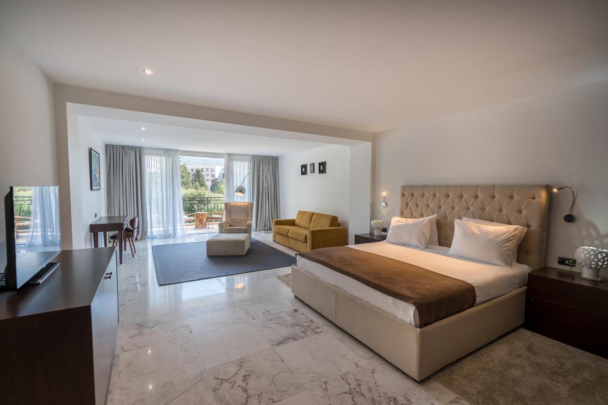 Junior Suite Garden View