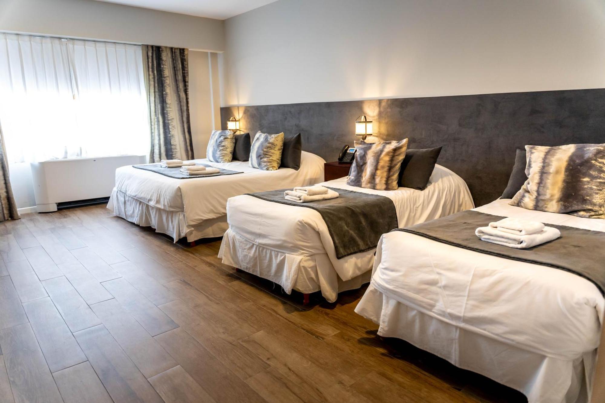 Standard Quadruple Room,1555179607:JPEG