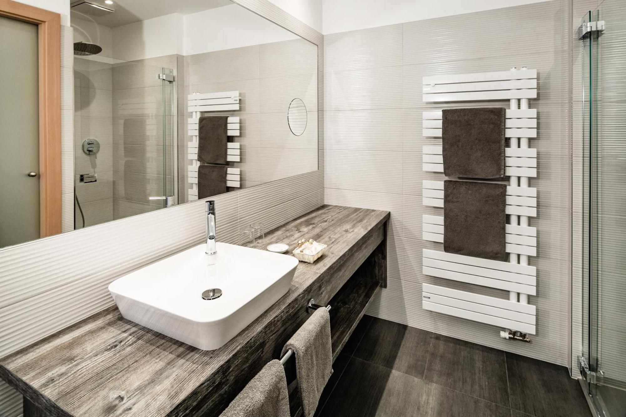 Double Room with Air Conditioning (Annex)
