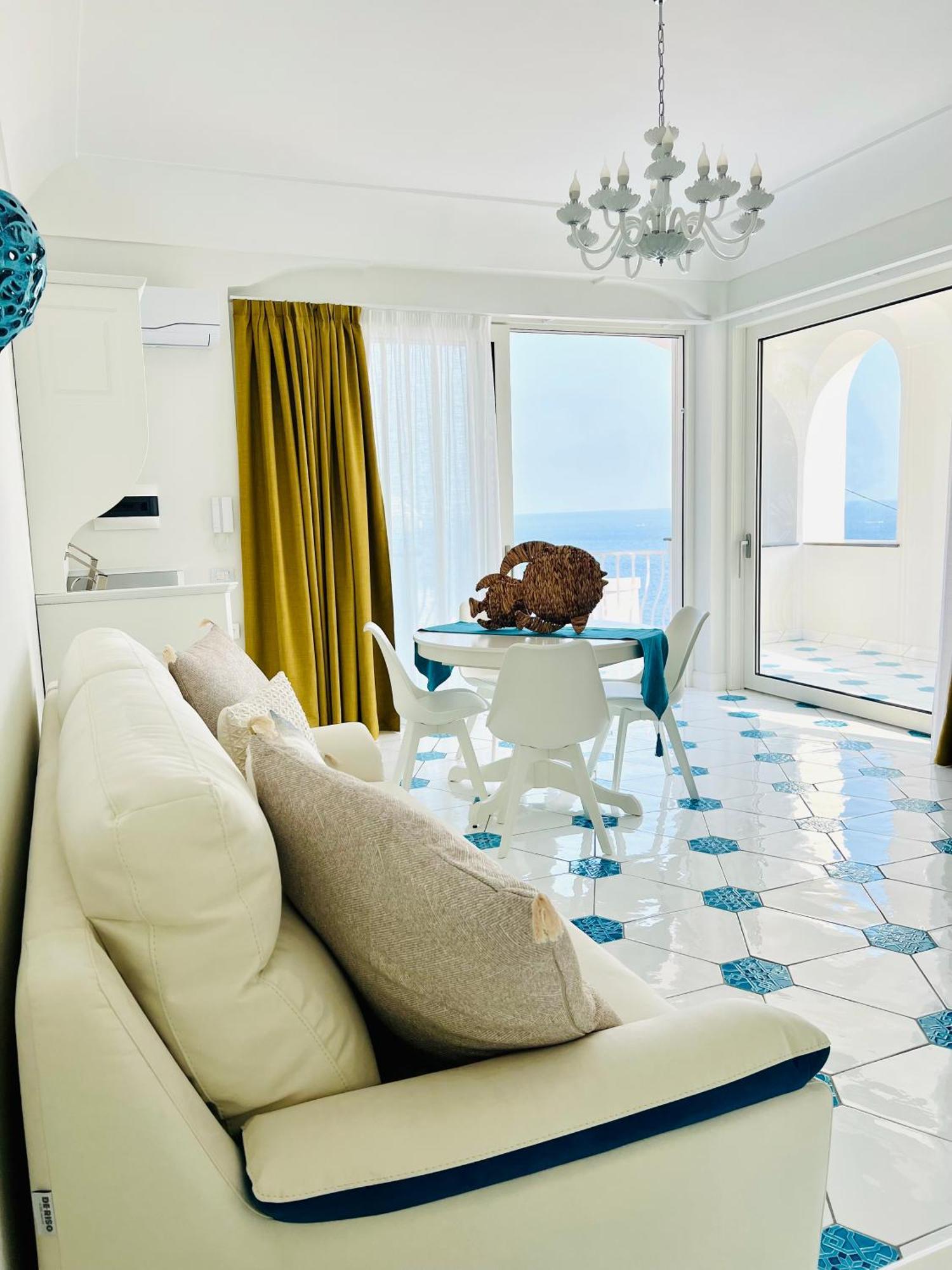 Superior Suite Sea View