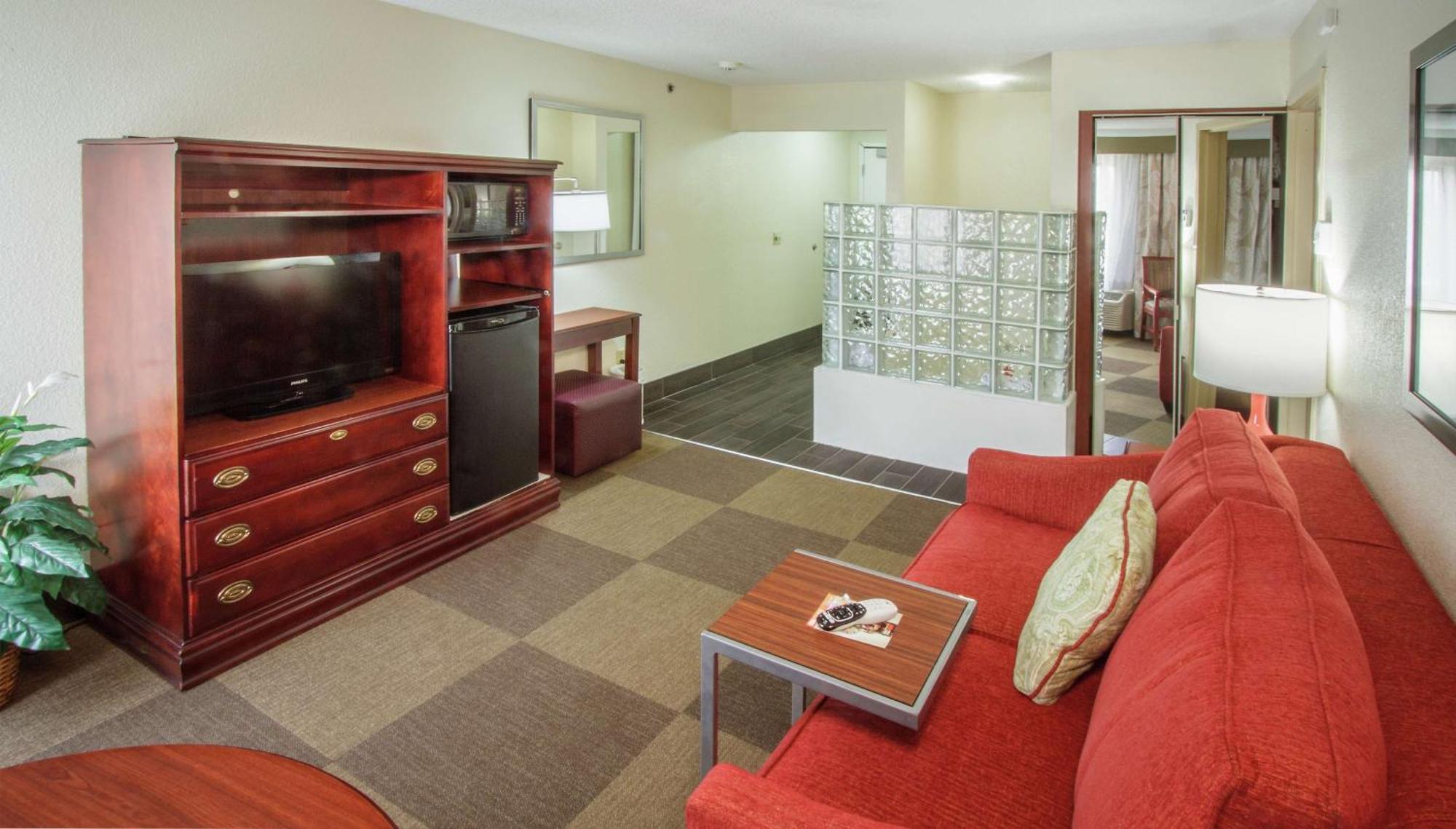 Deluxe King Room with Spa Bath