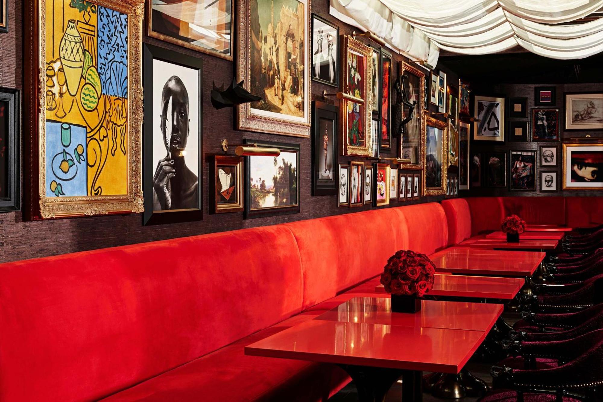 Vagabond Club Suite, 1 King & 1 Sofa Bed, Top Floor (Club Lounge Access with Complimentary Breakfast, Cocktails & Snacks)