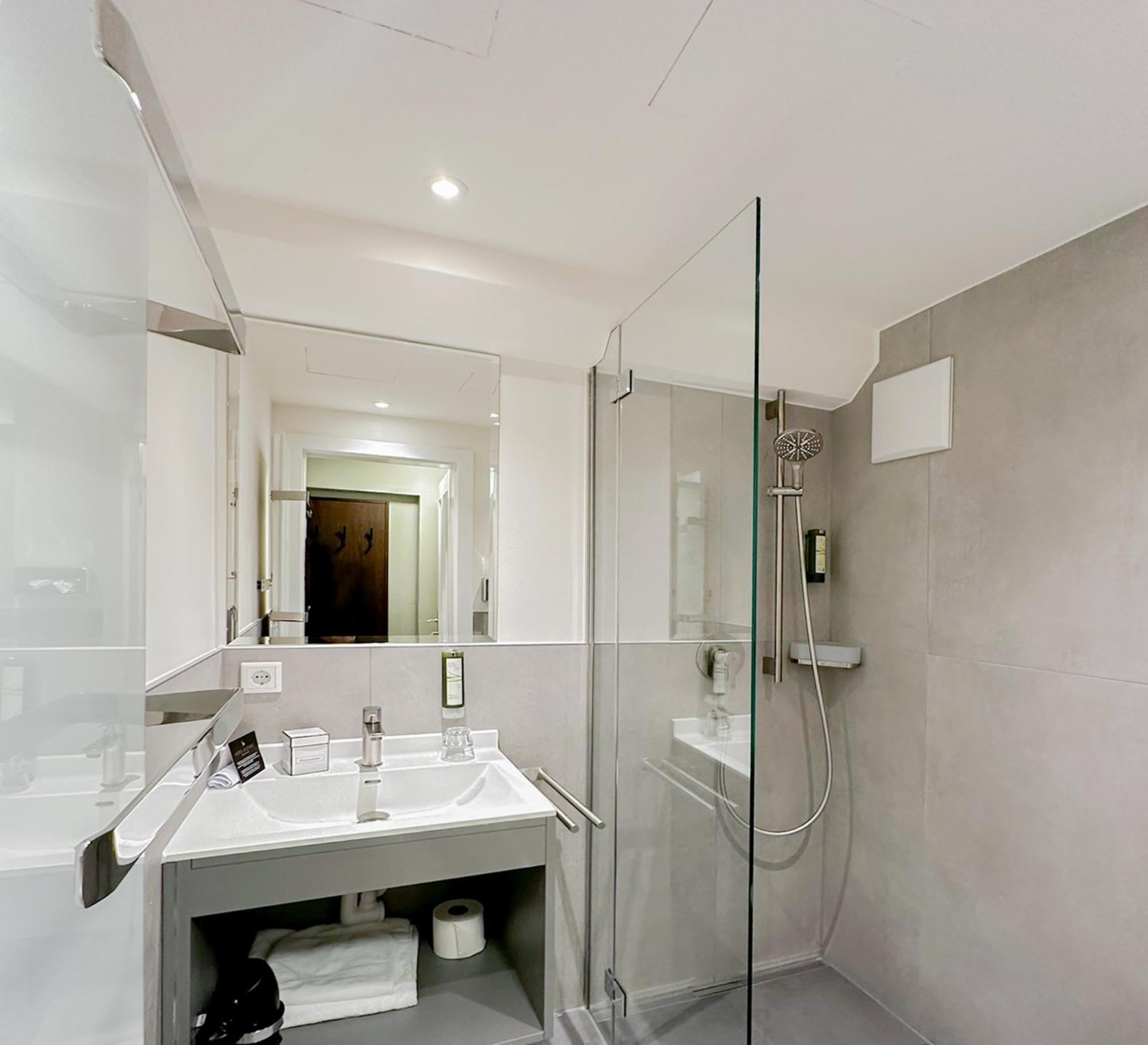 Single Room,1574673950:JPEG