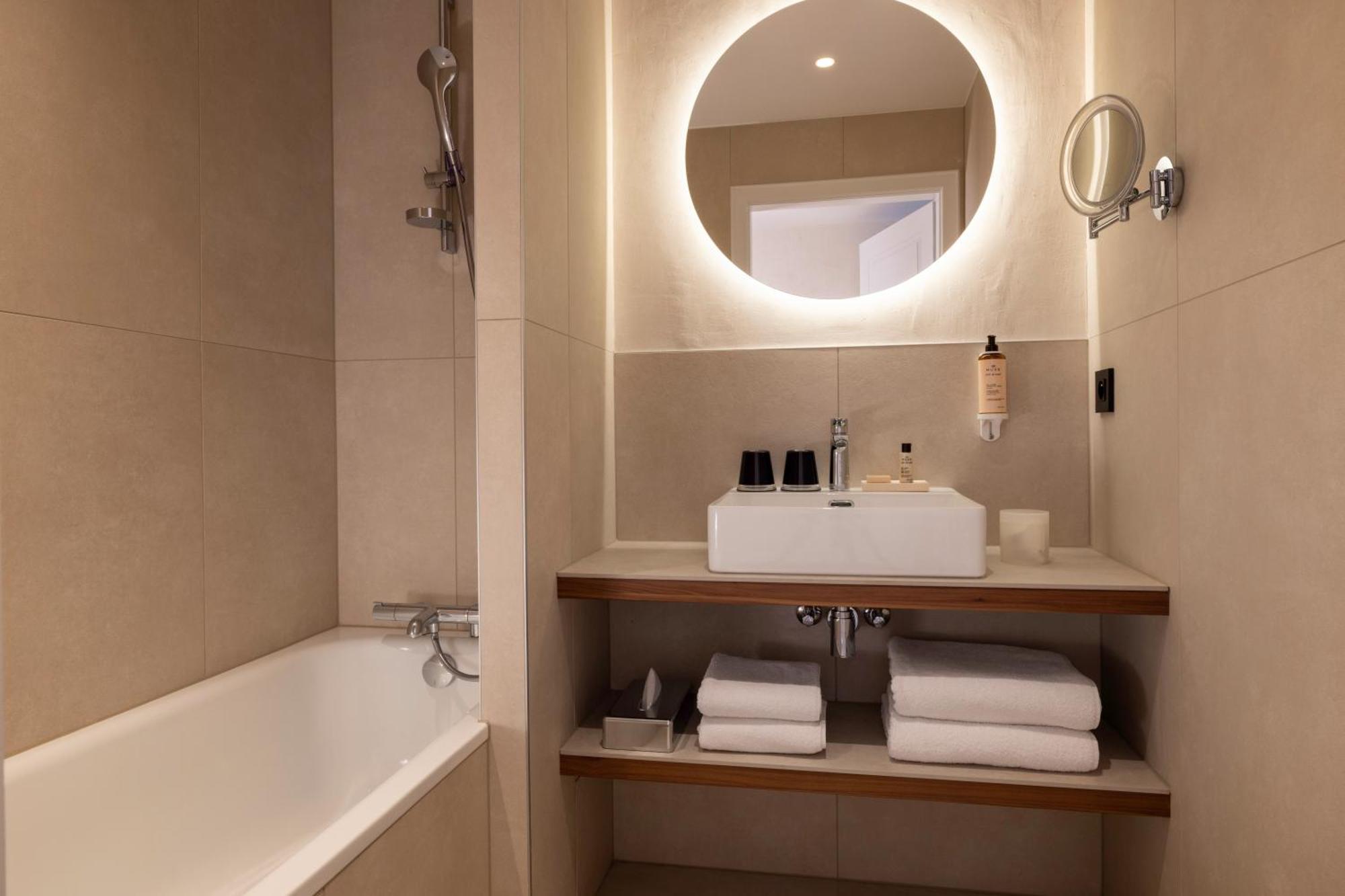 Family Junior Suite,1574681393:JPEG