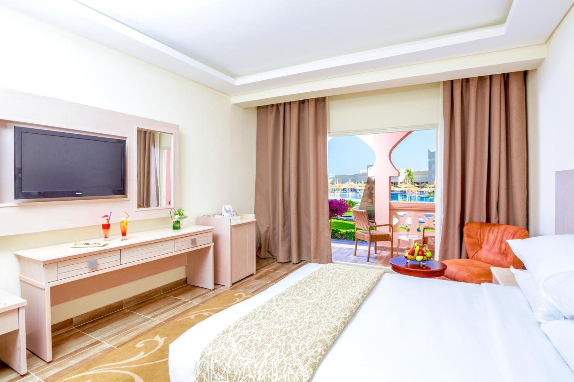Deluxe Doppelzimmer mit Poolblick – Bereich Aqua Vista